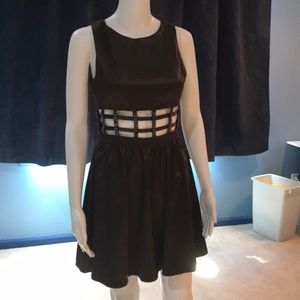 Fun flirty dress 👗